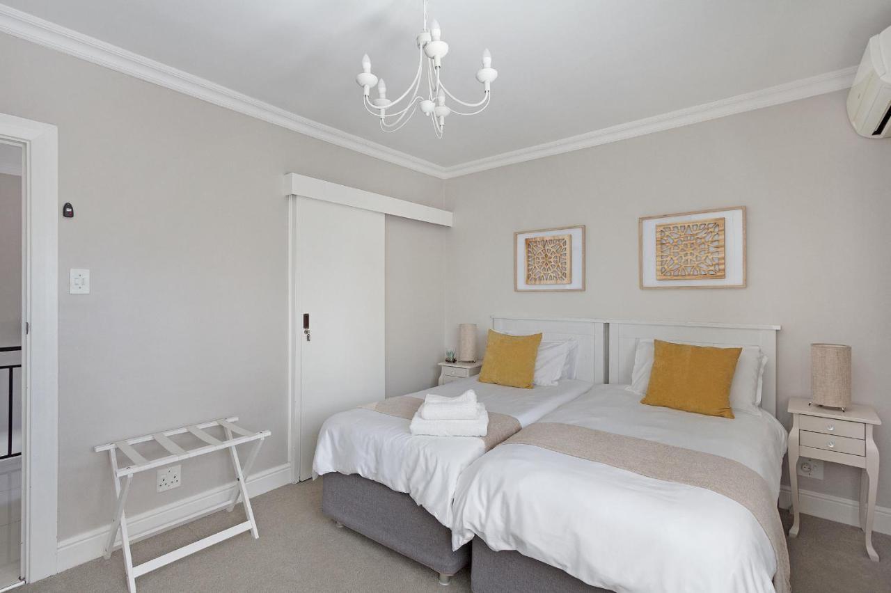 Star Apartment *